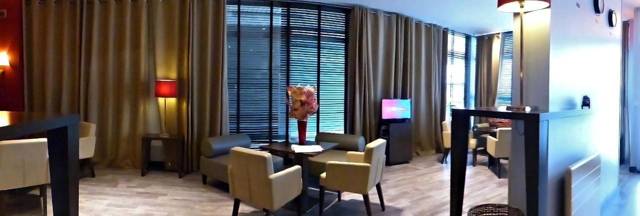 Hotel Du Centre アンヌマス エクステリア 写真