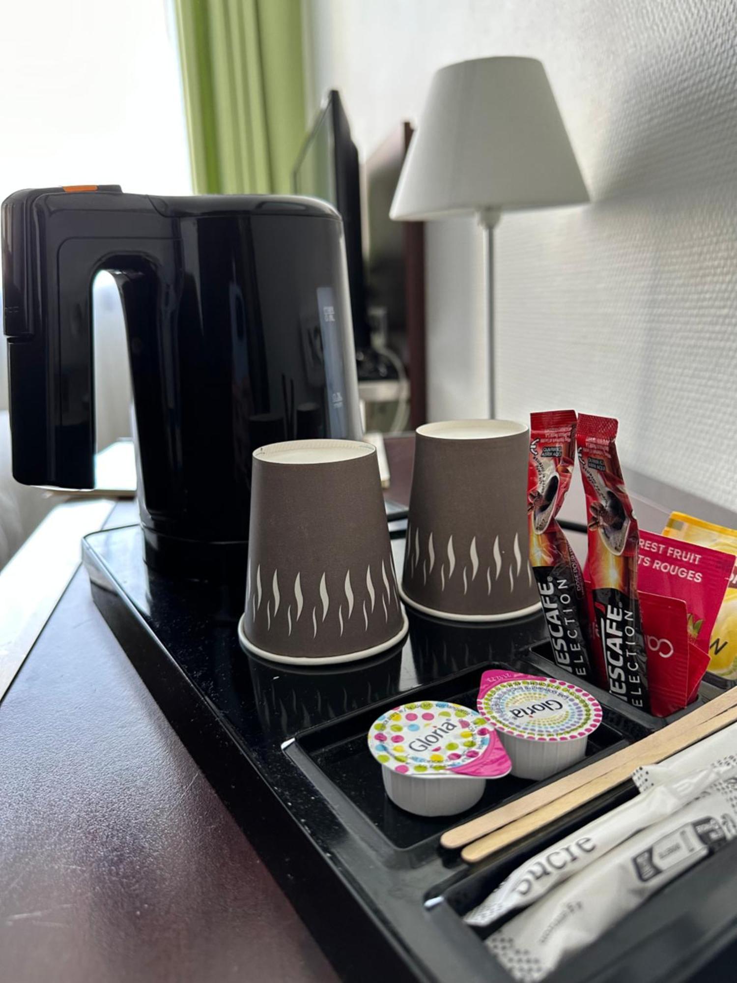 Hotel Du Centre アンヌマス 部屋 写真