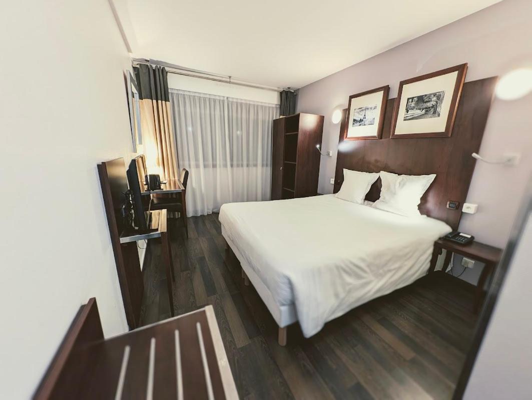 Hotel Du Centre アンヌマス エクステリア 写真